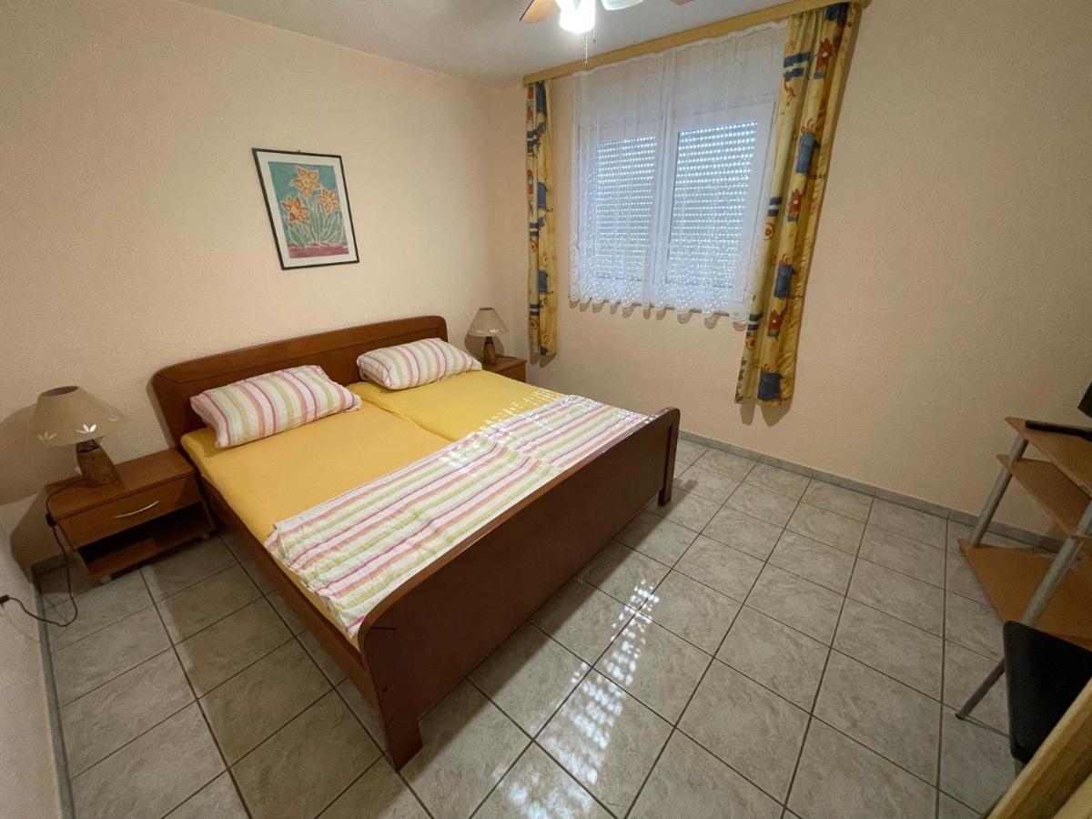 Apartements Delfin Vir Exterior foto