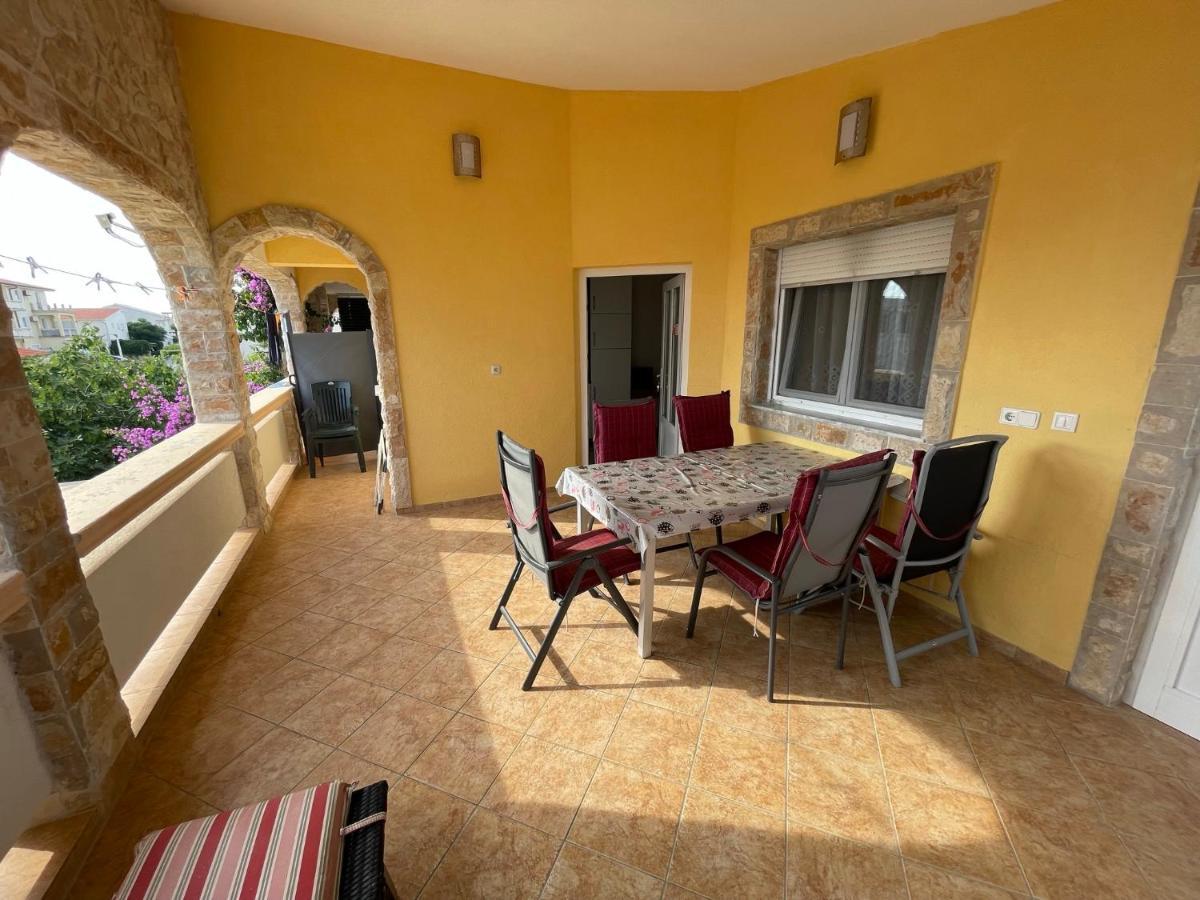Apartements Delfin Vir Exterior foto