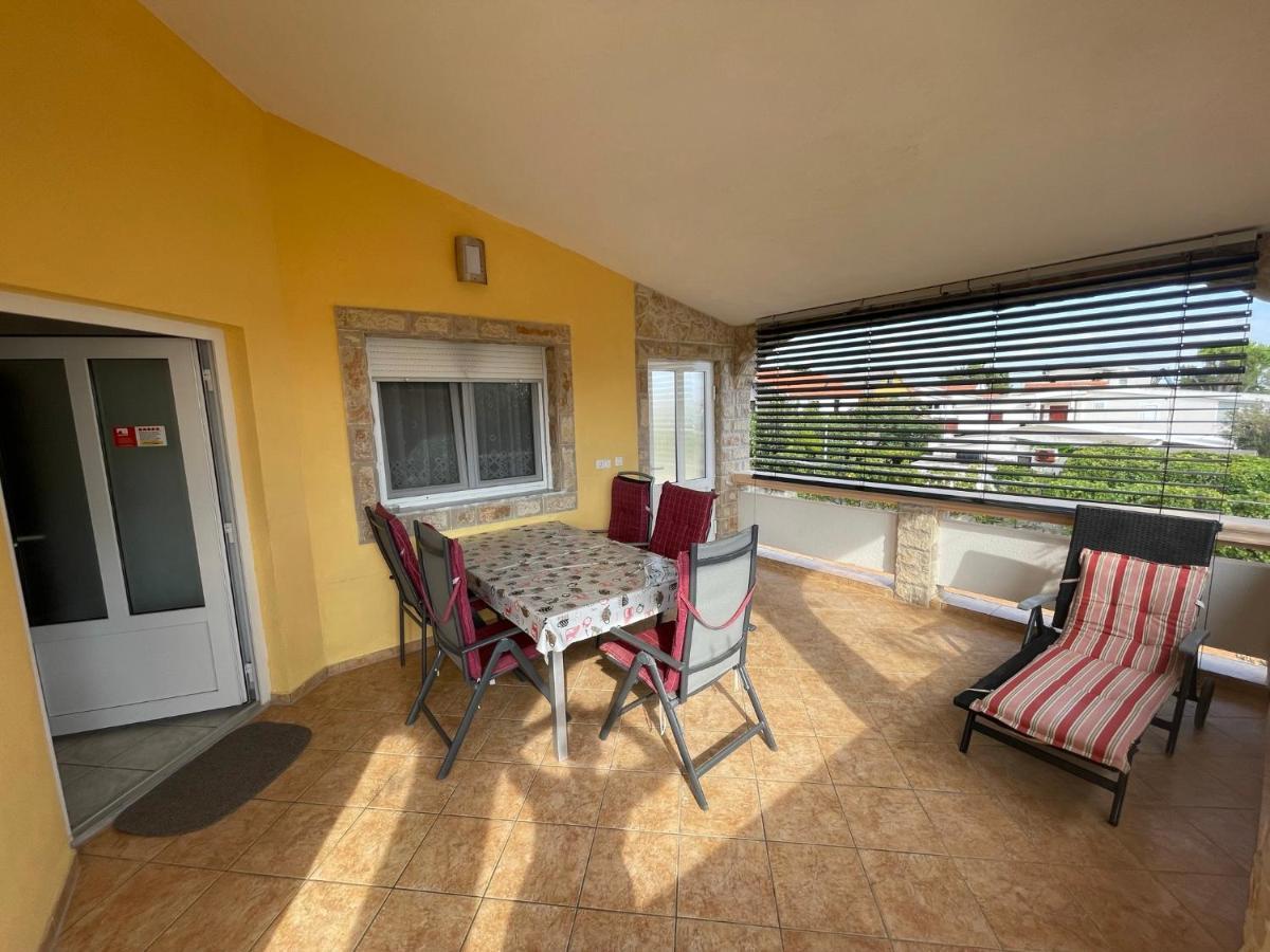 Apartements Delfin Vir Exterior foto