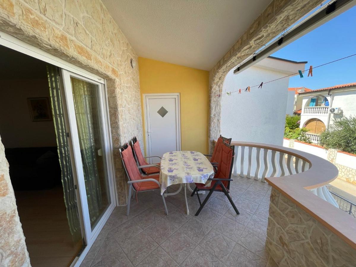 Apartements Delfin Vir Exterior foto