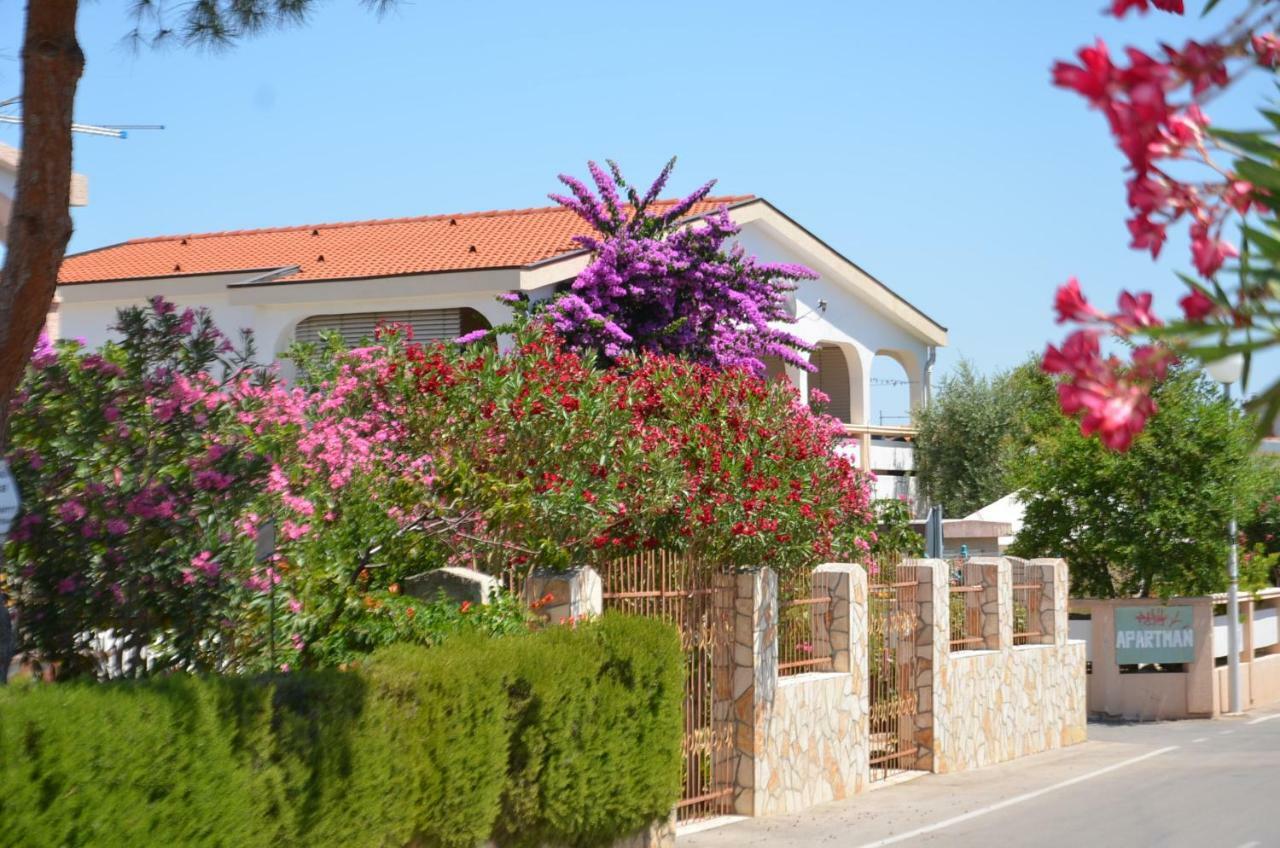 Apartements Delfin Vir Exterior foto